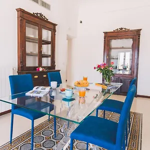 https://la-casa-di-carina.sicilyhotelsitaly.net