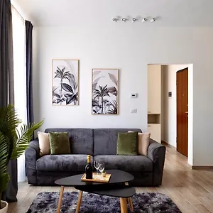 https://apartment-vitale.emilia-romagnahotels.net